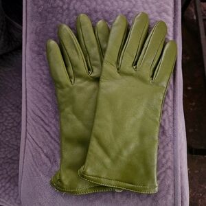 Lime Green Chartreuse Lambskin Leather Gloves Thinsulate